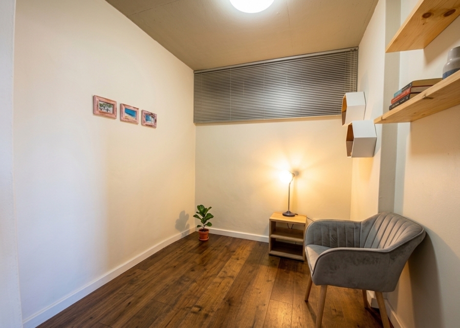 To Let 2 Bedroom Property for Rent in Observatory Western Cape